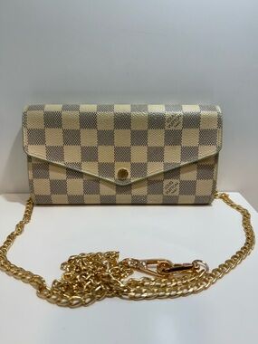 Louis Vuitton Damier Azur Sarah Wallet